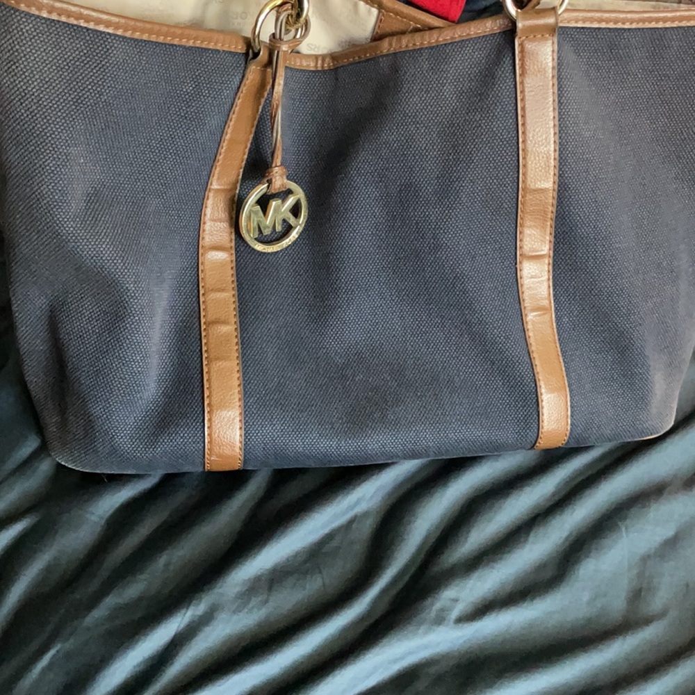 Michael Kors canvas tote navy and blue good/fair